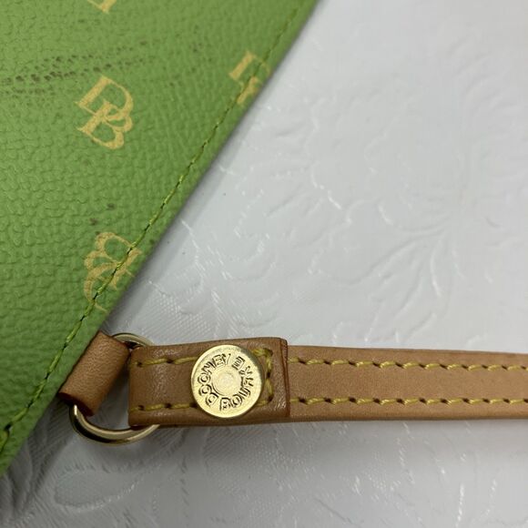 Dooney & Bourke Signature Monogram Leather Wristlet Keychain Wallet Lime Green - Picture 6 of 10